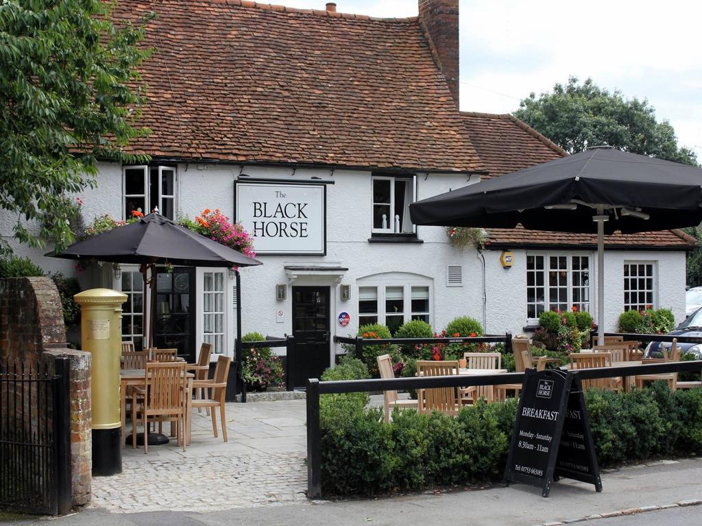 The Black Horse Fulmer Exterior foto