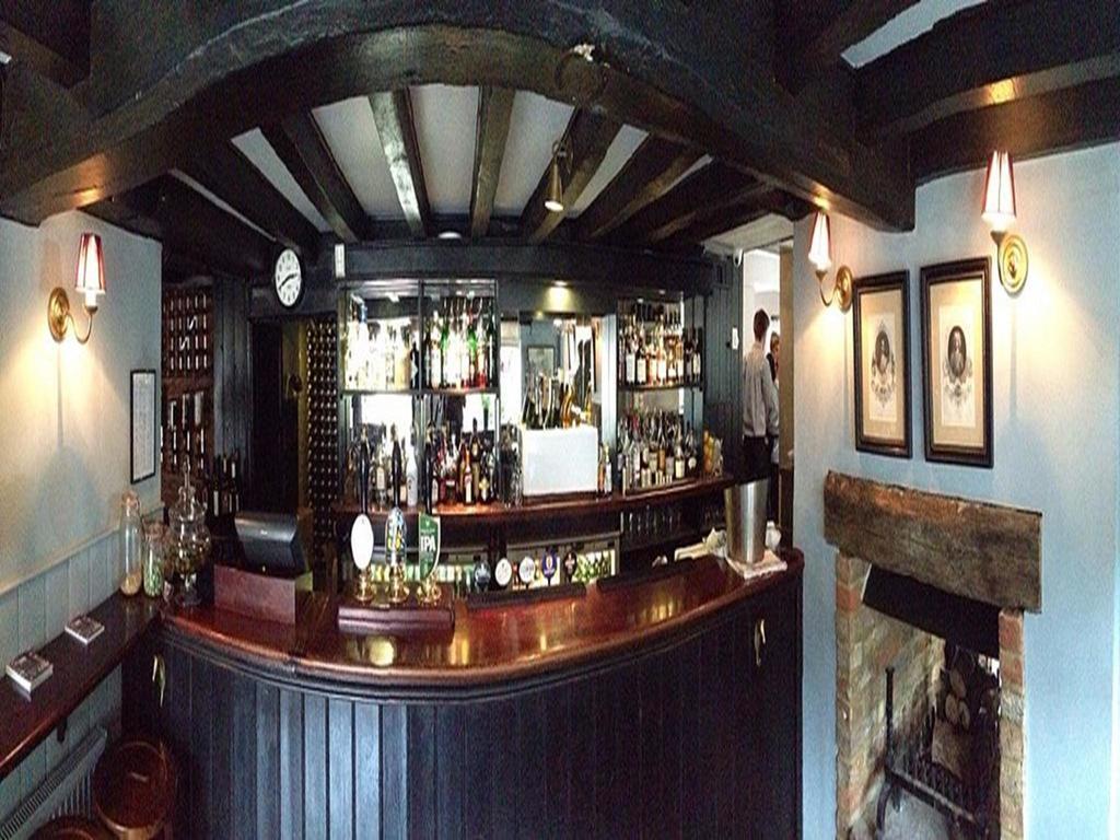 The Black Horse Fulmer Exterior foto
